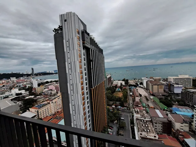 Condo, Pratumnak