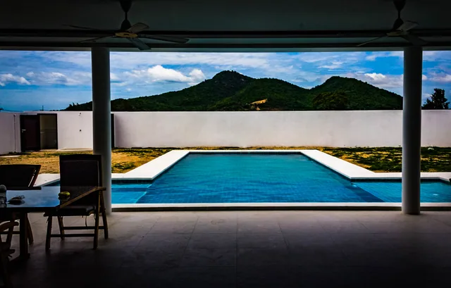 House, Hin Lek Fai